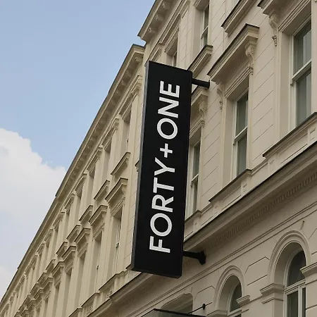 40 1 - Soft Opening Hotel *