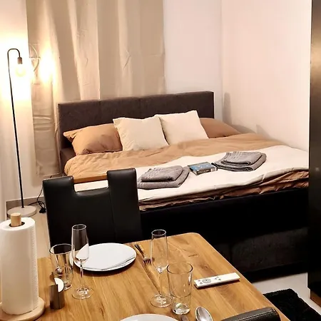 Apartment Bright And Quiet Near Schoenbrunn *