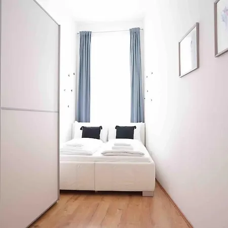 Modern Living In Center - Fully Equipped * Vienna