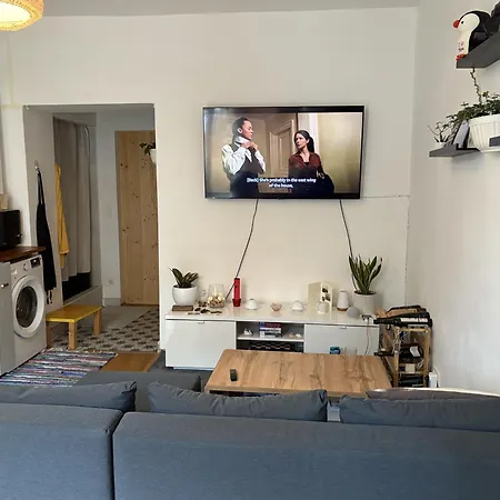 Apartment Charming & Calm 1-bedroom In Lovely With Garden Vienna
