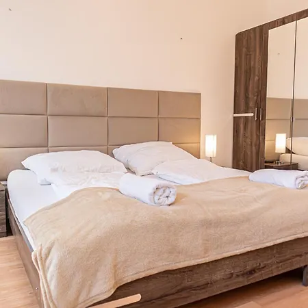 Lovely 2br Apt, Great Location - Near Schoenbrunn