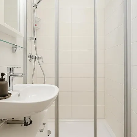 Apartment Cozy Near Schoenbrunn Stadthalle And Mariahilfer Str *