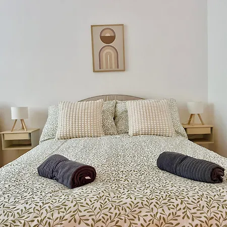 Renovated With Balcony Apartment *