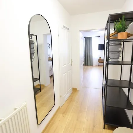 Modern Apartment *