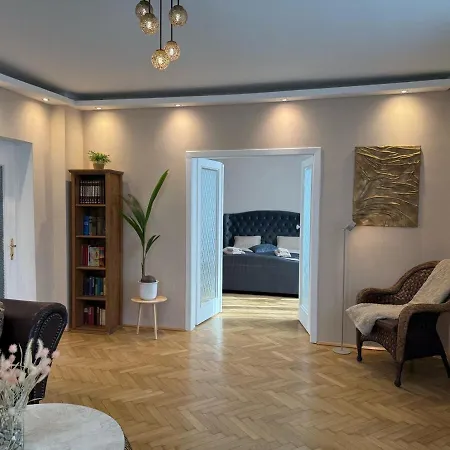 Apartment Bright With Parking Near Schoenbrunn