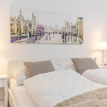 Economy Living- 1br In The Heart Of *