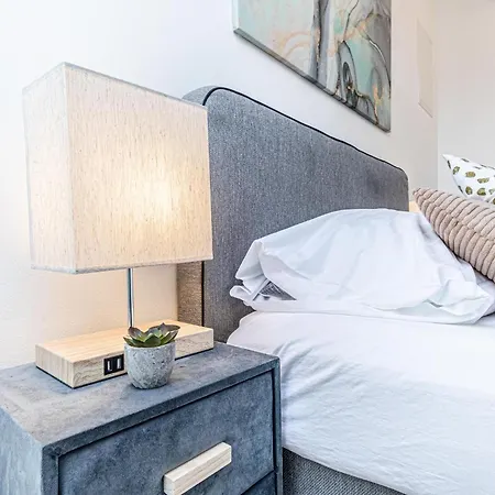 Apartment Stunning 12br Shared -floor Perfect For 24 People Group Wien