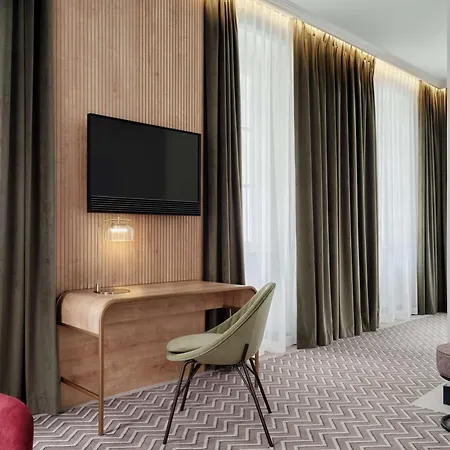Radisson Blu Triest Hotel, 4* Viena