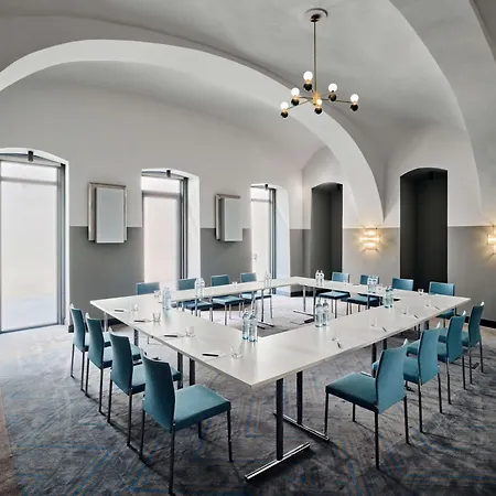 Radisson Blu Triest Hotel, Viena