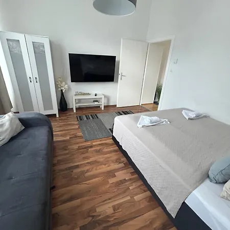 Paower Apartment *