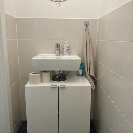Apartment - Favoriten