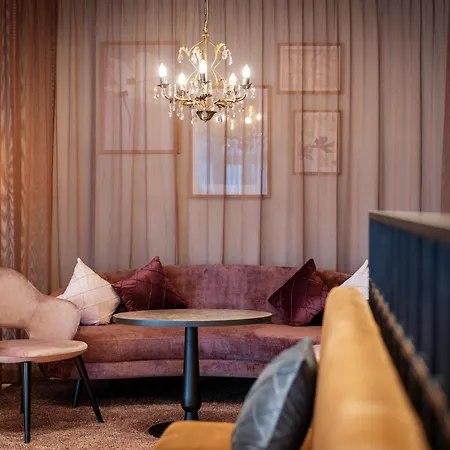 Arcotel Aq 4*