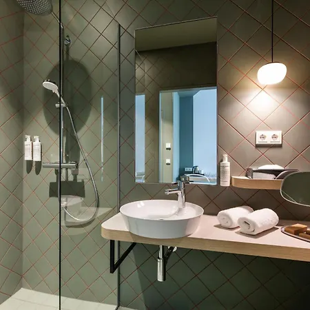 Arcotel Aq Hotel 4*