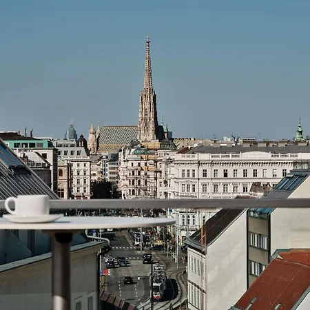 Radisson Blu Triest Hotel, Hotel Viena