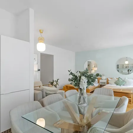 Apartment, Two Metro Stations To Hauptbahnhof Vienna