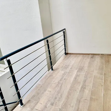 Renovated With Balcony Apartment Vienna