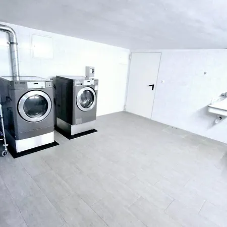 Moderne Mit Klima, Perfekter Anbindung Ins Zentrum Und Kostenlose Parkplaetze! Wien