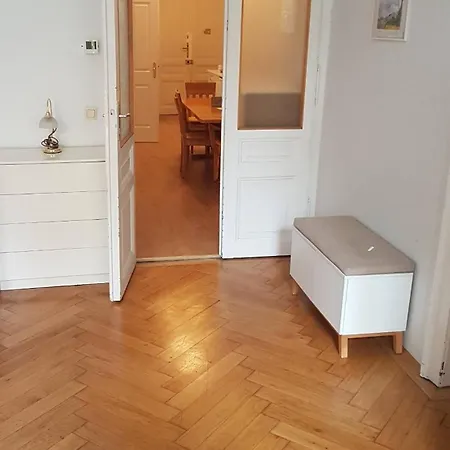 Apartment Sobieski Sigmund Freud