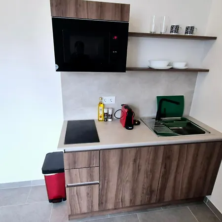 Moderne Mit Klima, Perfekter Anbindung Ins Zentrum Und Kostenlose Parkplaetze! Apartment