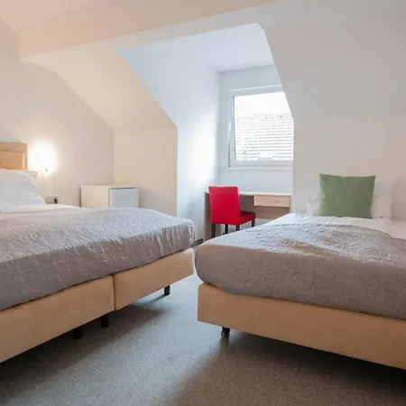 Apartment 4 Mins To Metro I Wifi I 15 Mins To Inner *
