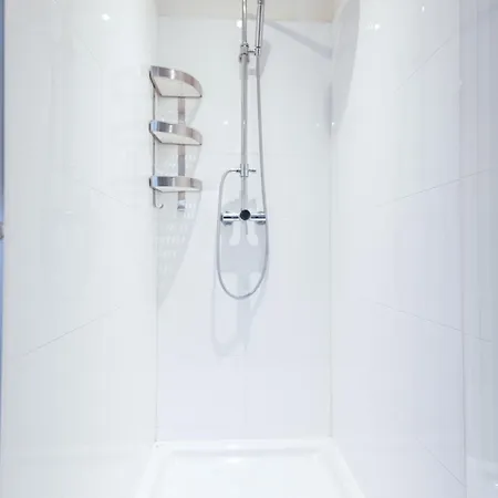 Tempora Homes - Serviced Neuwaldegg Apartment Vienna