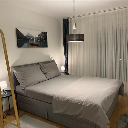 FeelHome Vienna, Subway U1 Kagran/Donauzentrum Apartment Wien