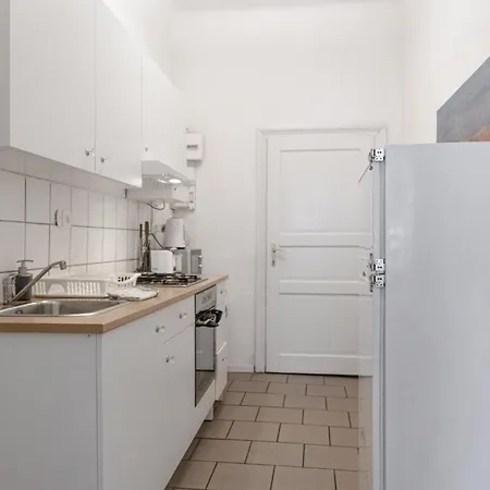 Apartment Charming 2br In The Heart Of Vienna