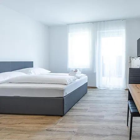 Apartment & Connected By Jr Vienna