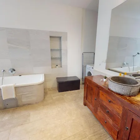 Belvedere Apartment *