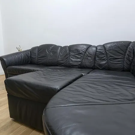Apartment Spacious In A Lively Area