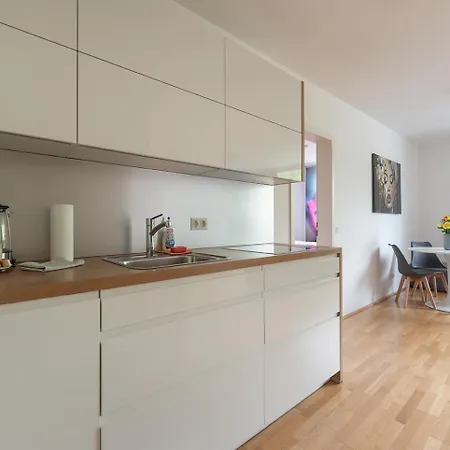 Apartamento Between Old Danube And Danube Center - New, Quiet And Modern *