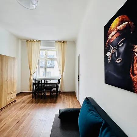 Stylih & Spacious Close To Augarten Park *