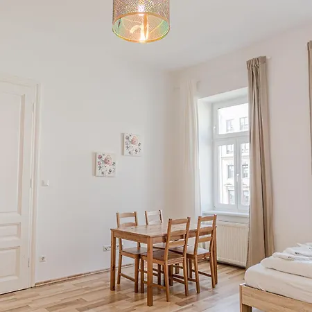 Sweet 2br Ideal For Long Stays, Very In *