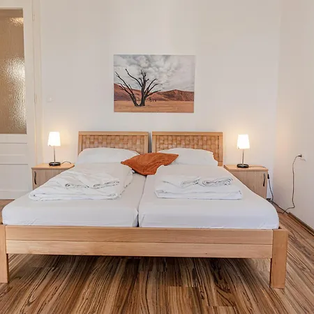 Sweet 2br Ideal For Long Stays, Very In Vídeň