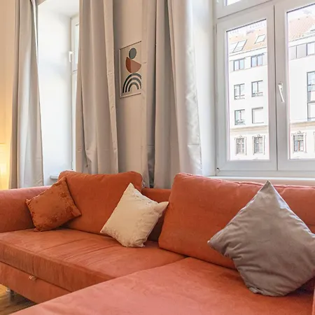 Sweet 2br Ideal For Long Stays, Very In Vídeň