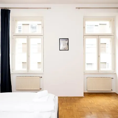 2 Bedroom Long-term With Free Parking Apartment Wien
