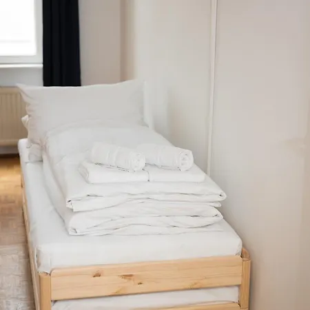 2 Bedroom Long-term With Free Parking Apartment Wien