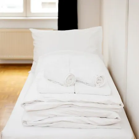 2 Bedroom Long-term With Free Parking Apartment Wien
