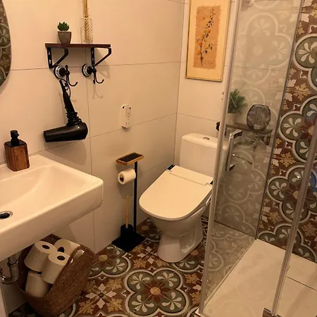 Urban Hideaway Cozy Loft, Courtyard And Ac Vienna