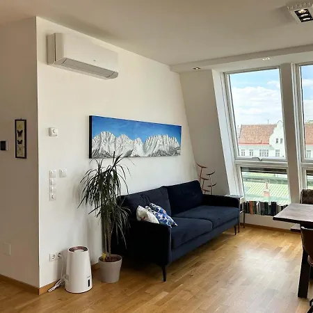 Bright And Luxurious Penthouse Vídeň