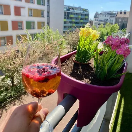 Modernes Pool Und Beamer, Naehe U3 Apartment *