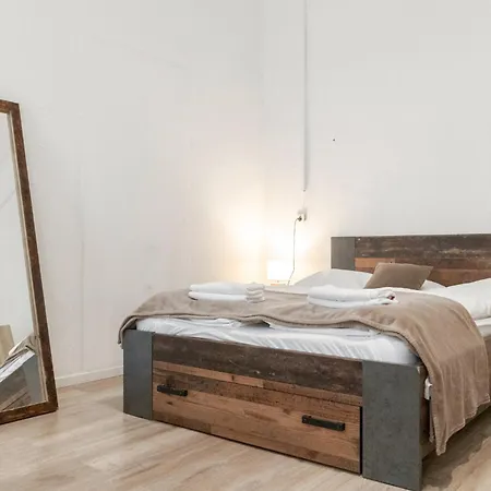 Appartement Spacious 1br Apt, Wifi & Tv, With A Great Location *