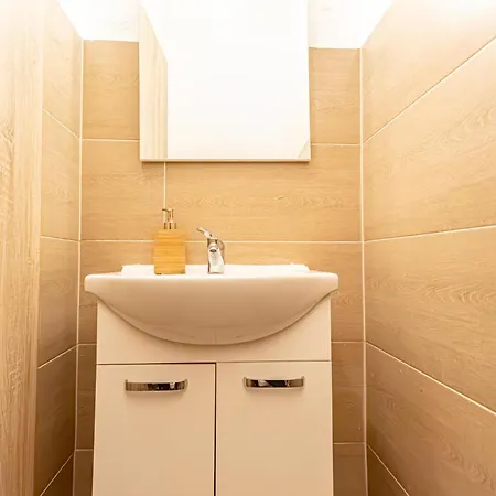 Stylish & Cozy Ideal For Longstays Apartment *