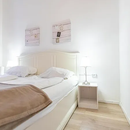 Apartment Stylish & Cozy Ideal For Longstays *