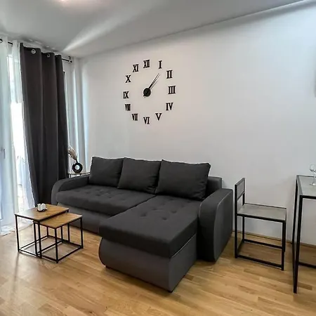Gemuetliches &stilvolles Free Fitness Free Garage Apartment