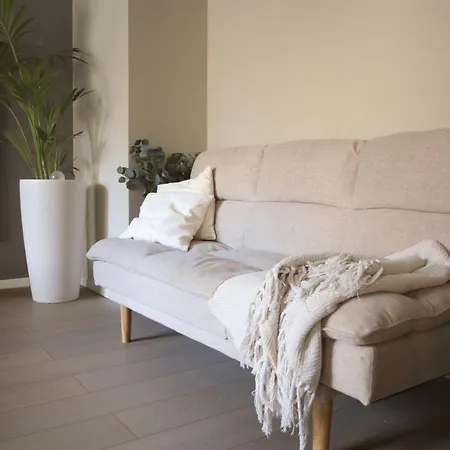 Apartment 4ty3 - Stadtpark Is Calling