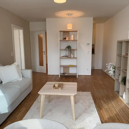 2br, Danube, Central, U6 & S-bahn - Axara Housing Brn 16 Vienna