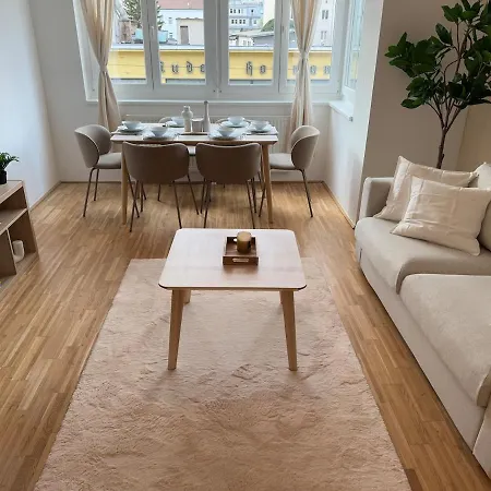 2br, Danube, Central, U6 & S-bahn - Axara Housing Brn 16 Vienna