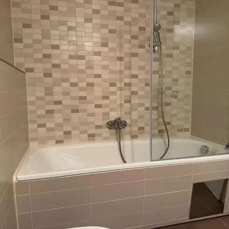 2br, Danube, Central, U6 & S-bahn - Axara Housing Brn 16 * Vienna