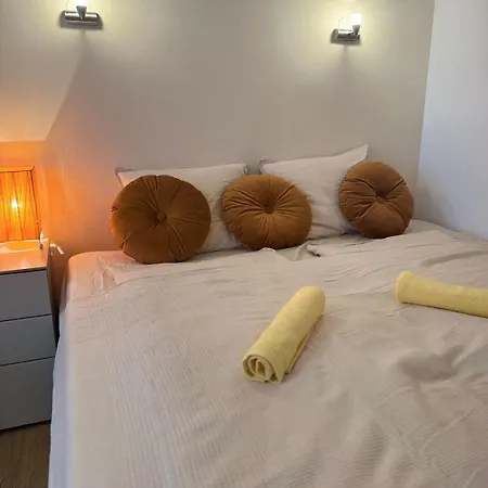 Sunny Citycenter Near Main Shopping Street Apartment Vienna